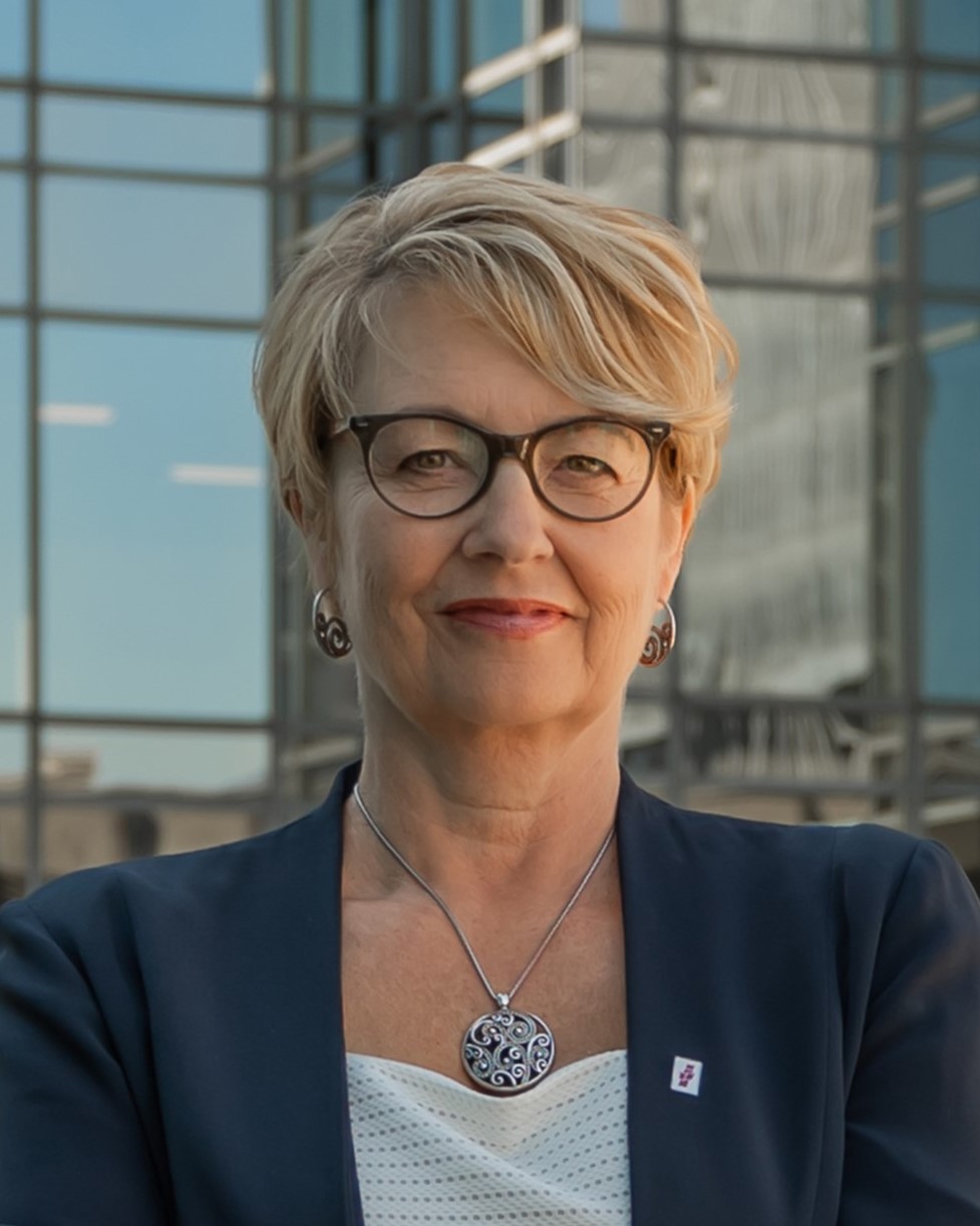 Julie Skelton, CAIB CPRIA,